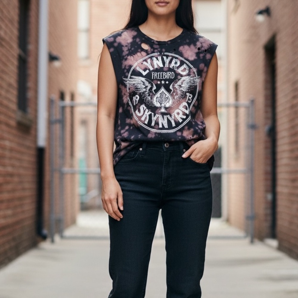 Lynyrd Skynyrd Freebird 1973 Distressed Bleached Muscle Tank Tee